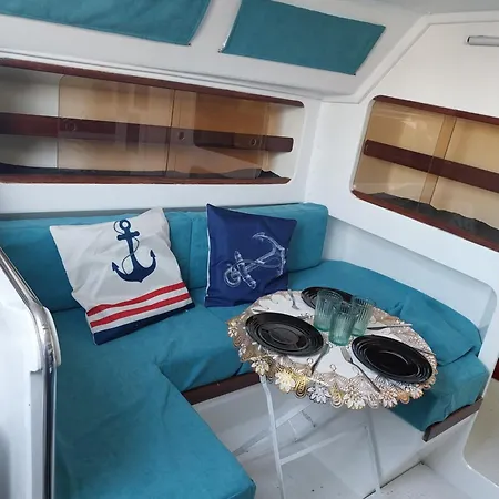 Navegar No Douro - Navegacao E Turismo Unipessoal, Lda *