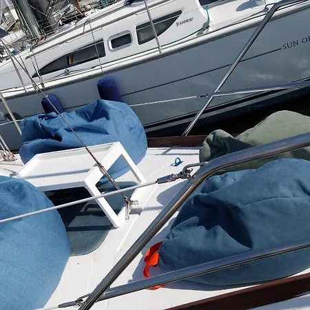 Navegar No Douro - Navegacao E Turismo Unipessoal, Lda Hotel en barco *