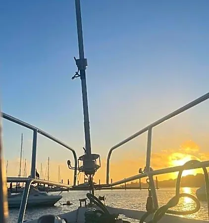 Botel Navegar No Douro - Navegacao E Turismo Unipessoal, Lda Vila Nova de Gaia