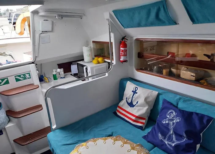 Botel Navegar No Douro - Navegacao E Turismo Unipessoal, Lda